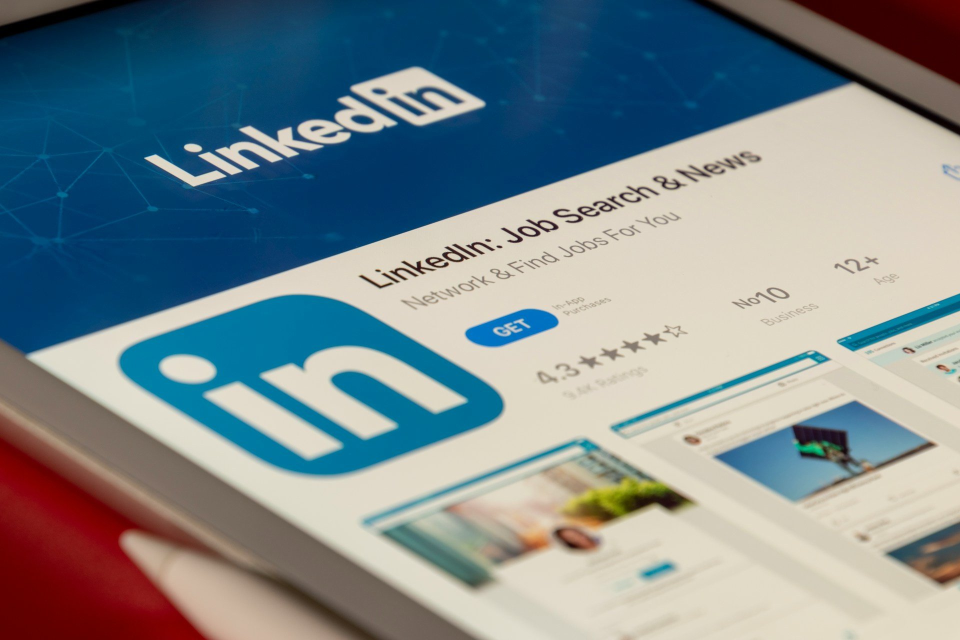 LinkedIn laajentaa pelimaailmaan: julkaisee 3 uutta loogista pulmapeliä