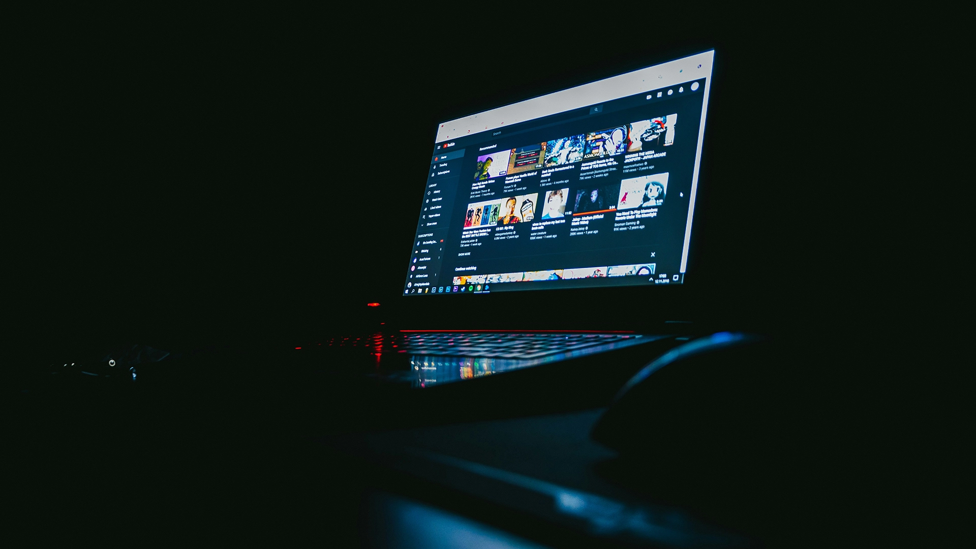 YouTube käytti salaa tekoälyä muokatakseen sisällöntuottajien videoita ilman lupaa